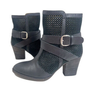 Aquatalia by Marvin K Fawn Black Leather Suede Perforated Ankle Boot Size 8
